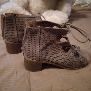 BKE, tan, size 8, open toe, small heels